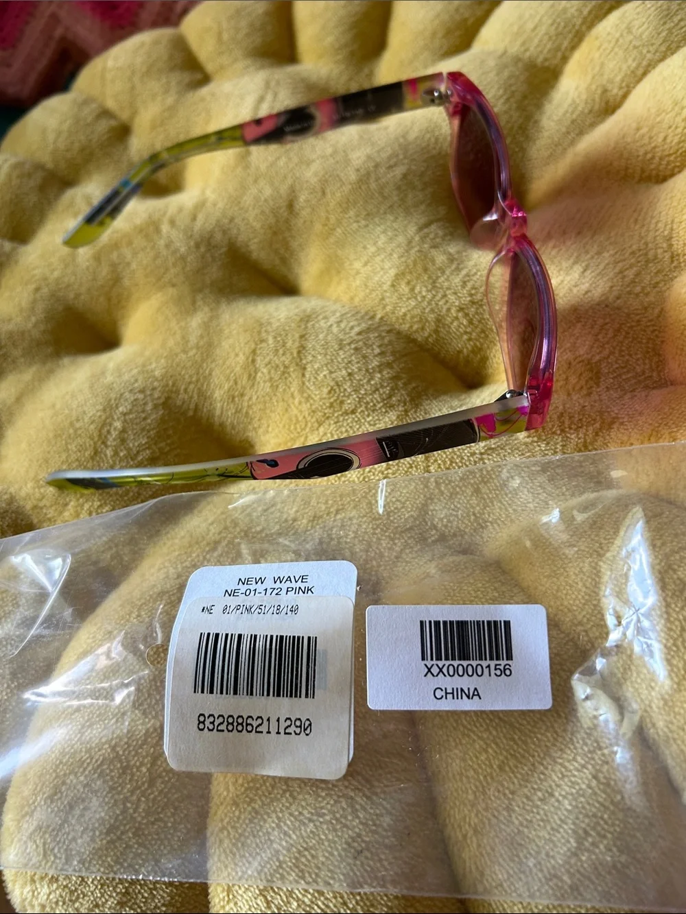 New wave transparent pink